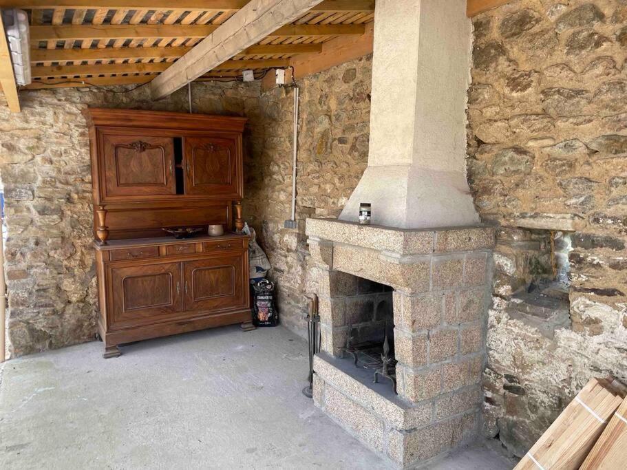A 15km Du Mont-saint Michel Holiday home Saint-James